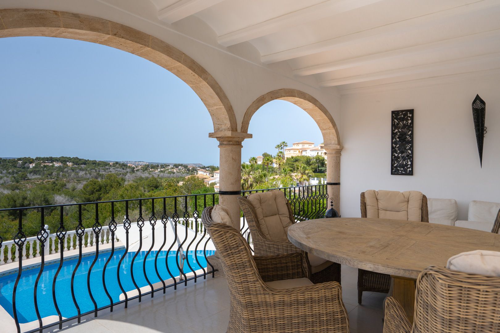 Villa orientada al suroeste con vistas al atardecer cerca de Granadella