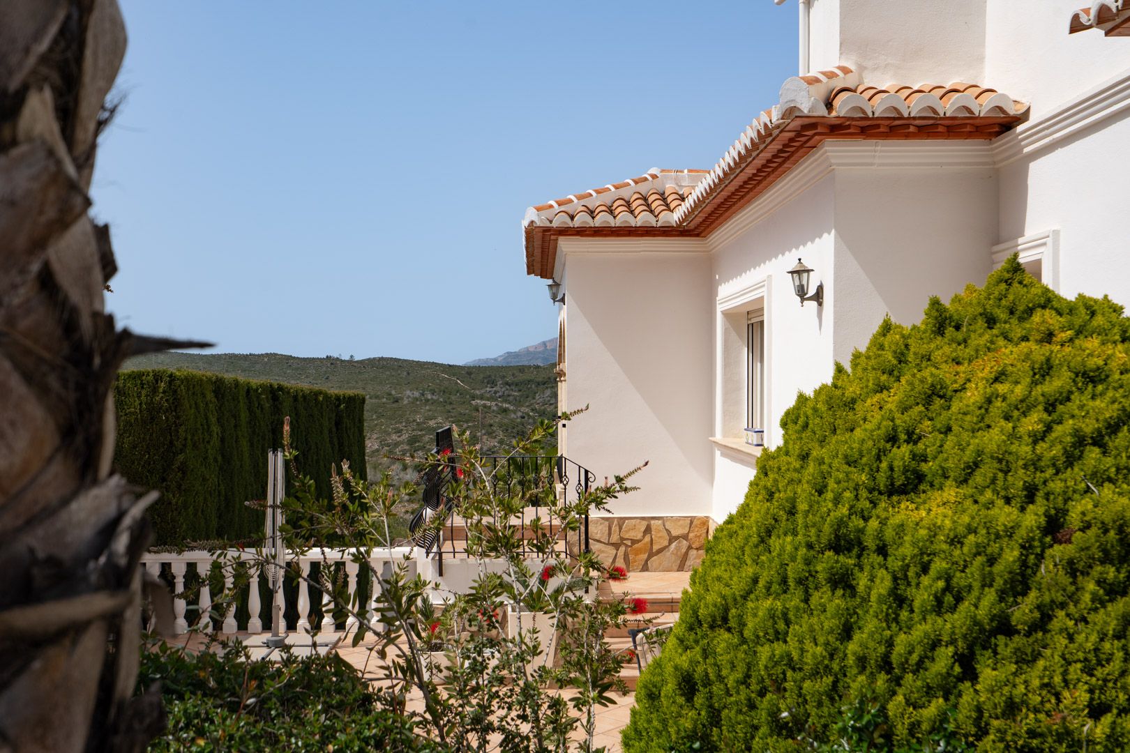 Villa orientada al suroeste con vistas al atardecer cerca de Granadella