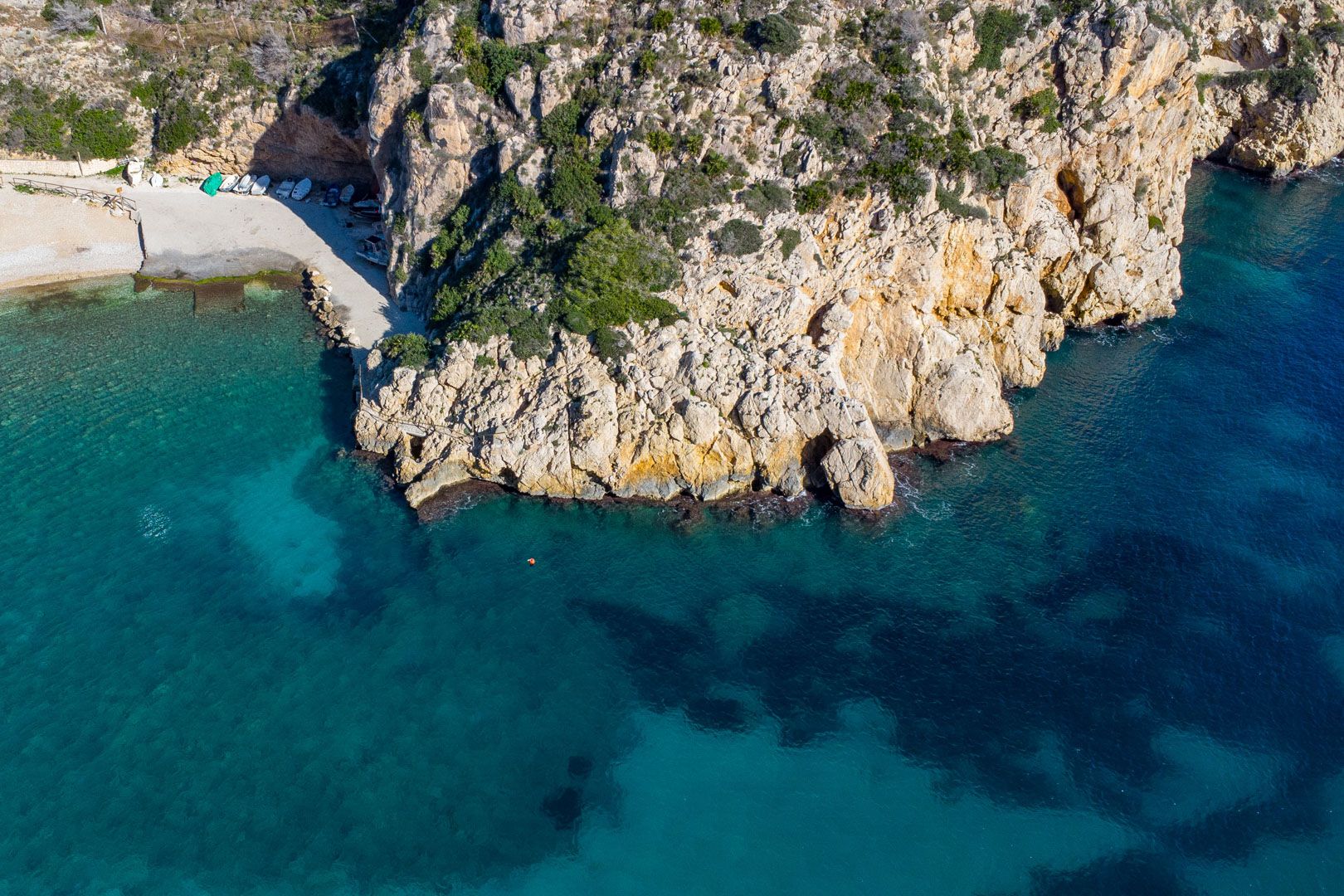 Villa orientada al suroeste con vistas al atardecer cerca de Granadella