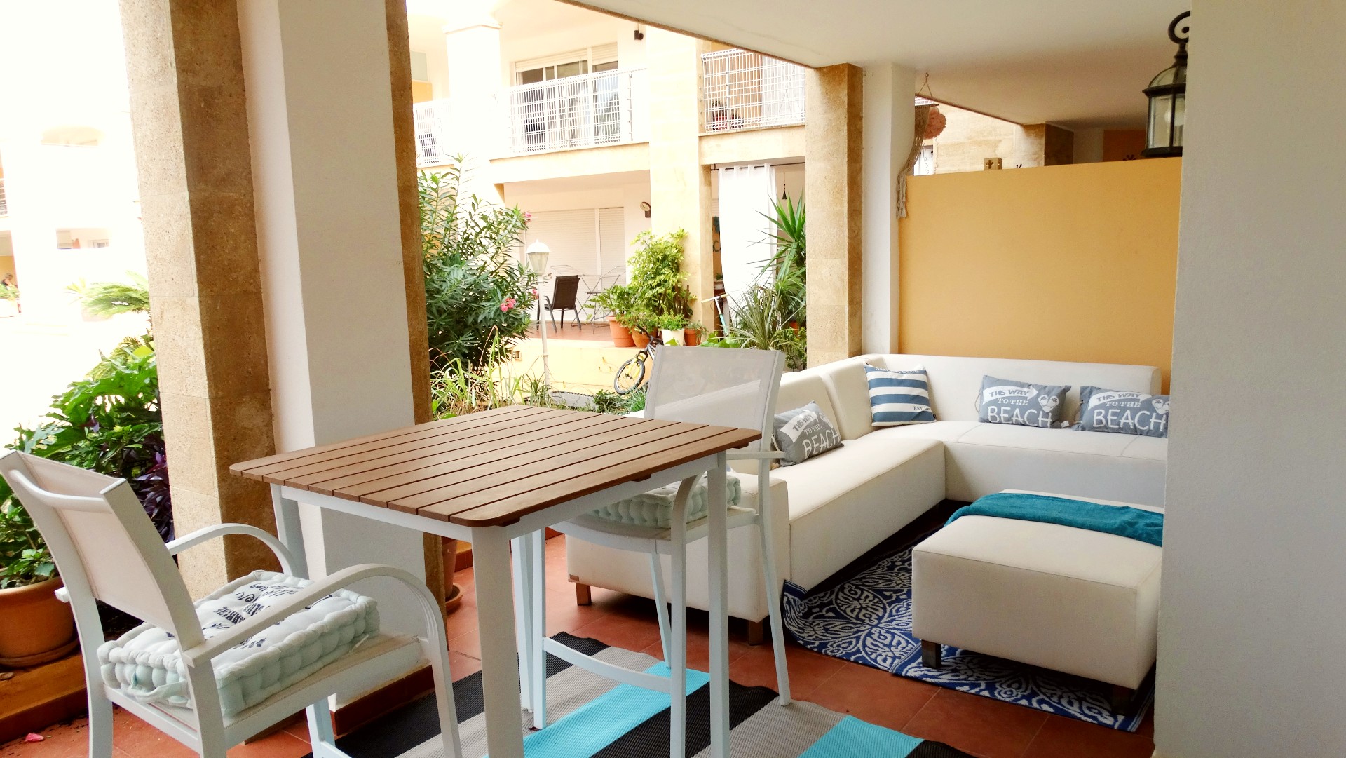 Apartamento de inversión de 3 dormitorios en planta baja a 5 minutos a pie de la playa del Arenal
