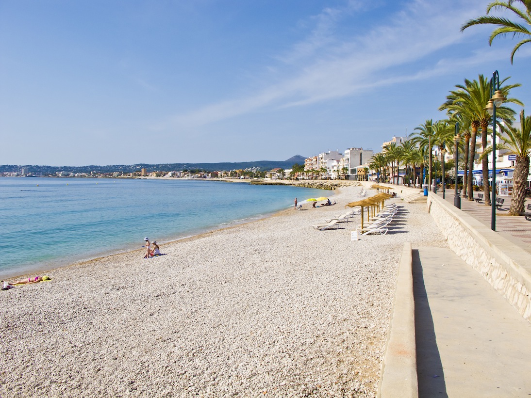 Villa moderna con vistas al mar en Javea